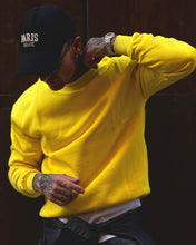 Carica l'immagine nel visualizzatore di Gallery, FELPA CROPPED BOXYFIT GIROCOLLO FELPATA YELLOW
