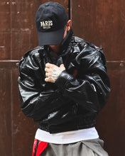 Carica l'immagine nel visualizzatore di Gallery, CHIODO CROPPED DOPPIOPETTO OVERSIZE MARTELLATO BLACK
