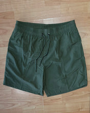 Carica l'immagine nel visualizzatore di Gallery, Costume Basic Verde Army
