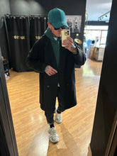 Carica l&#39;immagine nel visualizzatore di Gallery, Cappotto OverSize DoppioPetto Black
