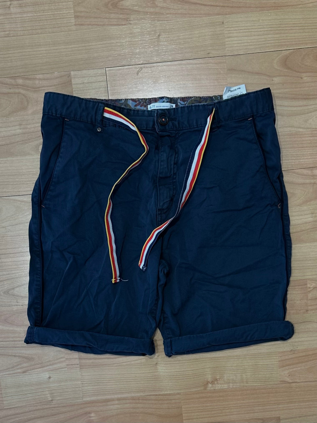 Bermuda con Laccio BluNotte