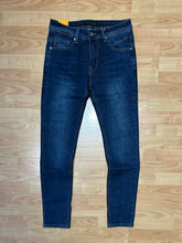 Carica l&#39;immagine nel visualizzatore di Gallery, Jeans RegularFit 2903 DarkBlue
