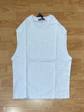 Carica l&#39;immagine nel visualizzatore di Gallery, T-Shirt Smanicata SemiOverSize Off-White
