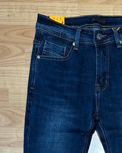 Carica l&#39;immagine nel visualizzatore di Gallery, Jeans RegularFit 2903 DarkBlue
