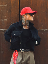 Carica l&#39;immagine nel visualizzatore di Gallery, Jacket Cropped a Costine Black
