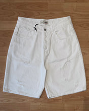 Carica l'immagine nel visualizzatore di Gallery, Bermuda BaggyFit Destroyed Off-White

