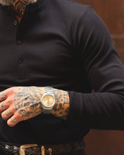 Carica l'immagine nel visualizzatore di Gallery, T-SHIRT ACHILLE 4 BOTTONI BLACK
