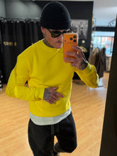 Carica l'immagine nel visualizzatore di Gallery, Felpa Girocollo Felpata SemiBoxyFit GialloFluo
