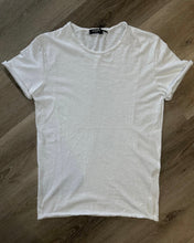 Carica l'immagine nel visualizzatore di Gallery, T-Shirt Basica Off-White
