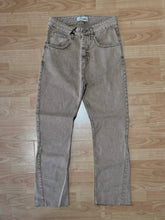 Carica l'immagine nel visualizzatore di Gallery, Jeans FlareFit MochaMousse Used
