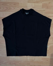 Carica l'immagine nel visualizzatore di Gallery, T-Shirt Smanicata SuperBoxyFit Black
