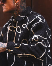 Carica l'immagine nel visualizzatore di Gallery, JACKET OVERSIZE STRUTTURATA RICAMI MISTOLANA BLACK
