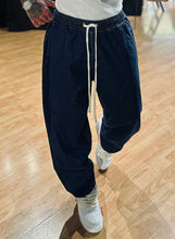 Carica l&#39;immagine nel visualizzatore di Gallery, Pantalaccio Japan in Jeans

