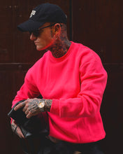 Carica l'immagine nel visualizzatore di Gallery, FELPA CROPPED BOXYFIT GIROCOLLO FELPATA FUCSIA
