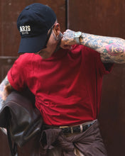 Carica l'immagine nel visualizzatore di Gallery, T-SHIRT NEW MEZZOCOLLO SEMIOVERSIZE RED

