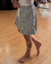 Carica l'immagine nel visualizzatore di Gallery, Cargo BaggyFit Destroyed Grey
