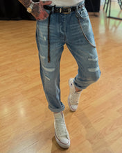 Carica l'immagine nel visualizzatore di Gallery, Jeans 2510 LooseFit Cropped Destroyed
