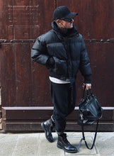 Carica l&#39;immagine nel visualizzatore di Gallery, Piumino Cropped Black
