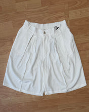 Carica l'immagine nel visualizzatore di Gallery, Bermuda MistoLino BaggyFit Off-White
