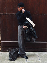 Carica l&#39;immagine nel visualizzatore di Gallery, Girocollo Bear Black
