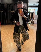 Carica l'immagine nel visualizzatore di Gallery, JEANS BARRELFIT MILITARY
