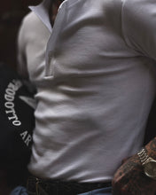 Carica l'immagine nel visualizzatore di Gallery, T-Shirt Bottoni Achille Off-White
