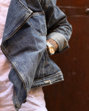 Carica l'immagine nel visualizzatore di Gallery, CHIODO IN JEANS OVERSIZE DESTROYED
