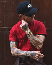 Carica l'immagine nel visualizzatore di Gallery, T-SHIRT NEW MEZZOCOLLO SEMIOVERSIZE RED
