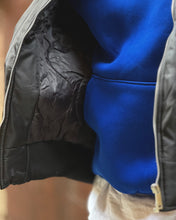 Carica l'immagine nel visualizzatore di Gallery, Bomber Anni ‘90 Cropped Black
