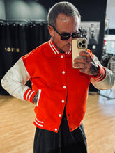 Carica l'immagine nel visualizzatore di Gallery, American Varsity Orange
