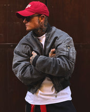 Carica l'immagine nel visualizzatore di Gallery, BOMBER ANNI ‘90 CROPPED DARK GREY
