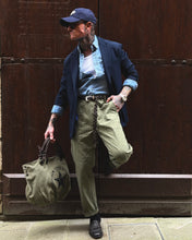 Carica l'immagine nel visualizzatore di Gallery, Panta Pence LooseFit Tela Rigida Verde Army
