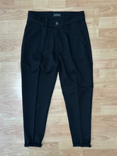 Carica l&#39;immagine nel visualizzatore di Gallery, Panta LooseFit 8060 Black
