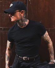 Carica l'immagine nel visualizzatore di Gallery, T-Shirt Basica Black
