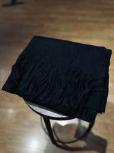 Carica l'immagine nel visualizzatore di Gallery, Sciarpa Bear Black
