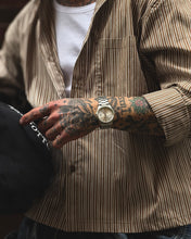 Carica l'immagine nel visualizzatore di Gallery, Camicia Cropped a Bacchetta MochaMousse
