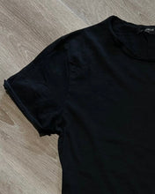 Carica l'immagine nel visualizzatore di Gallery, T-Shirt Basica Black
