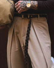 Carica l'immagine nel visualizzatore di Gallery, OUTFIT #33
