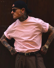 Carica l'immagine nel visualizzatore di Gallery, T-Shirt Mezzocollo OverSize Pink
