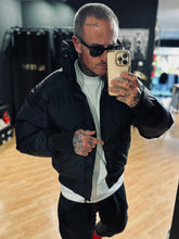 Carica l&#39;immagine nel visualizzatore di Gallery, Piumino Cropped Black
