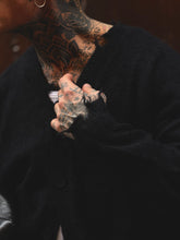 Carica l'immagine nel visualizzatore di Gallery, CARDIGAN DESTROYED SEMI CROPPED BLACK
