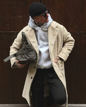 Carica l'immagine nel visualizzatore di Gallery, Felpa SuperBoxyFit Saint Off-White
