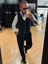 Carica l&#39;immagine nel visualizzatore di Gallery, Gilet Spigato Black
