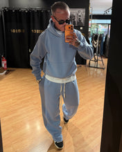 Carica l'immagine nel visualizzatore di Gallery, TUTA JAPAN FELPATA BABYBLUE
