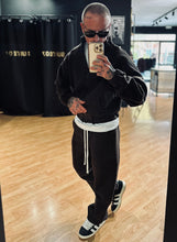 Carica l&#39;immagine nel visualizzatore di Gallery, Tuta Zip Japan Felpata Cioccolato
