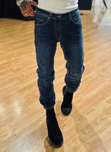Carica l&#39;immagine nel visualizzatore di Gallery, Jeans RegularFit 2903 DarkBlue

