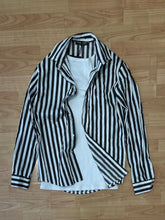 Carica l&#39;immagine nel visualizzatore di Gallery, Camicia a Bacchetta Black
