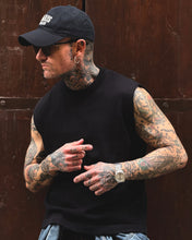 Carica l'immagine nel visualizzatore di Gallery, Gilet in Filo SemiOverSize Black
