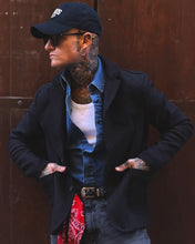 Carica l'immagine nel visualizzatore di Gallery, BLAZER STILE LANA COTTA BLACK
