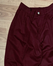 Carica l'immagine nel visualizzatore di Gallery, PANTA STRUTTURATO BAGGYFIT BORDEAUX
